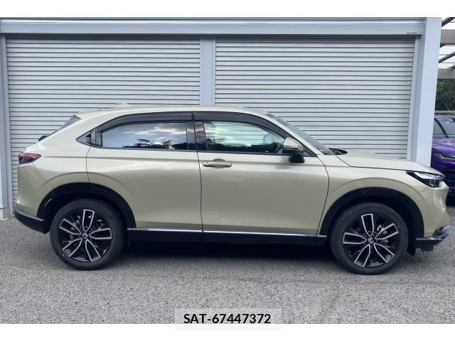 Honda VEZEL 2021-09 8650126-16