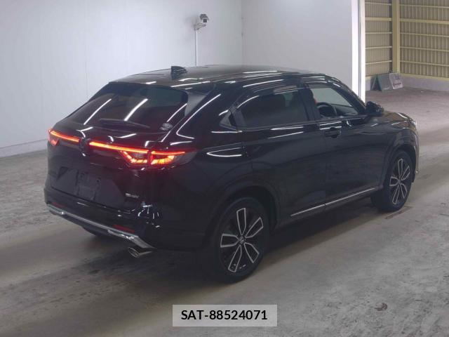 Honda VEZEL 2022-02 8650338-1