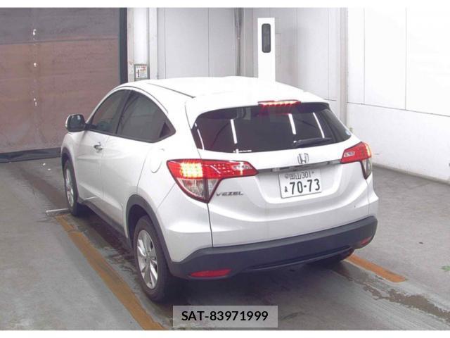 Honda VEZEL 2021-06 8650434-1