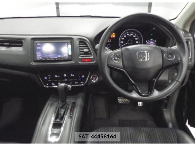 Honda VEZEL 2014-03 8650609-2