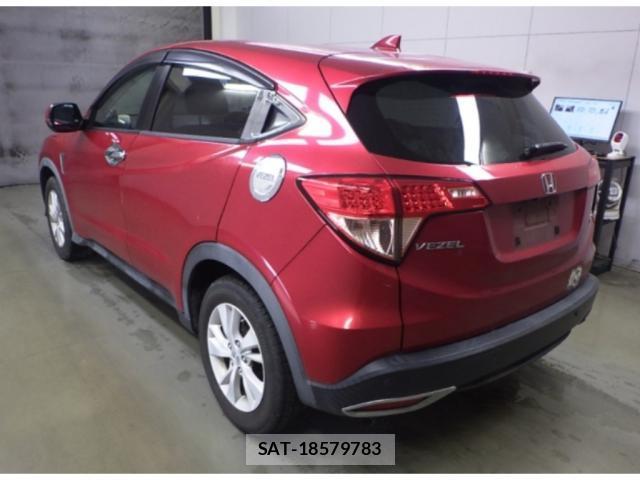 Honda VEZEL 2017-06 8650668-1