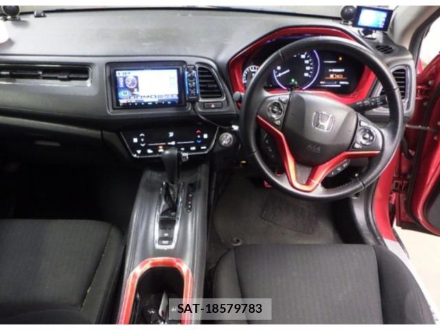 Honda VEZEL 2017-06 8650668-2