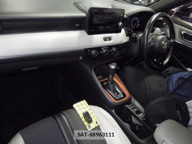 Honda VEZEL 2021-09 8650684-2