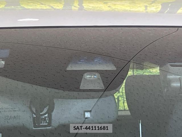 Honda VEZEL 2015-03 8651203-2