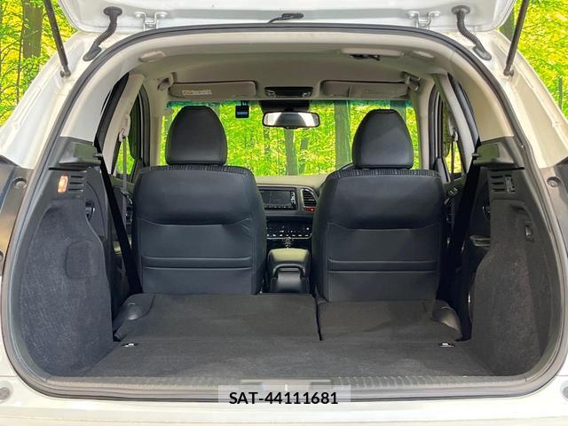 Honda VEZEL 2015-03 8651203-9