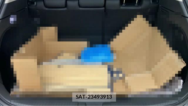 Honda VEZEL 2019-09 8651352-17