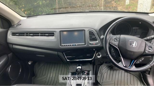 Honda VEZEL 2019-09 8651352-2