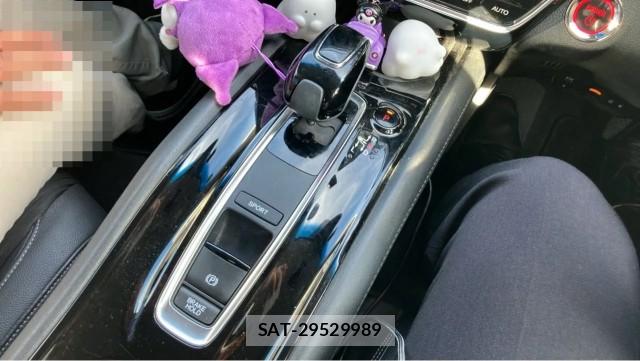 Honda VEZEL 2019-11 8651363-14