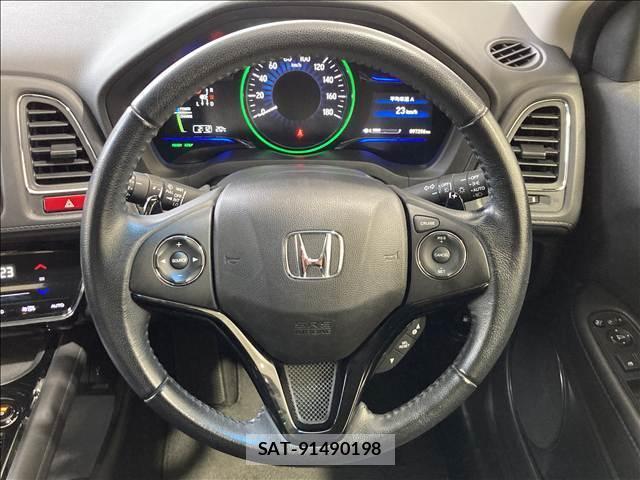 Honda VEZEL 2015-06 8651620-8