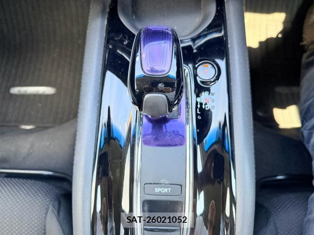 Honda VEZEL 2014-02 8651685-10