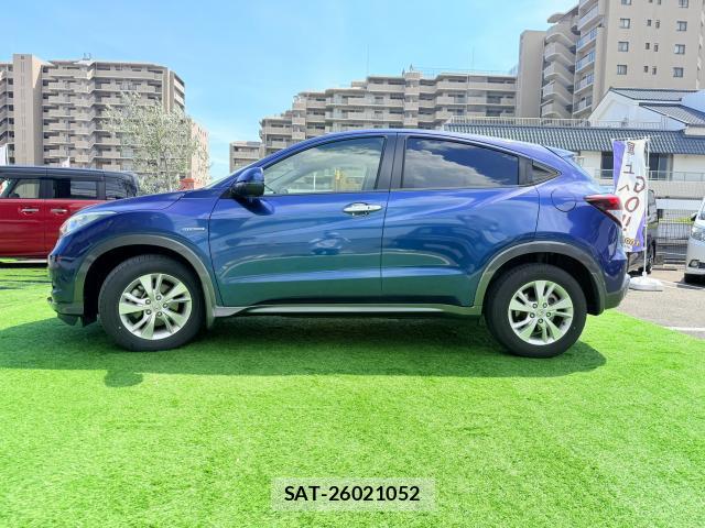 Honda VEZEL 2014-02 8651685-2