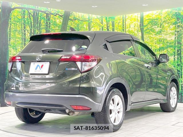 Honda VEZEL 2014-02 8651698-16