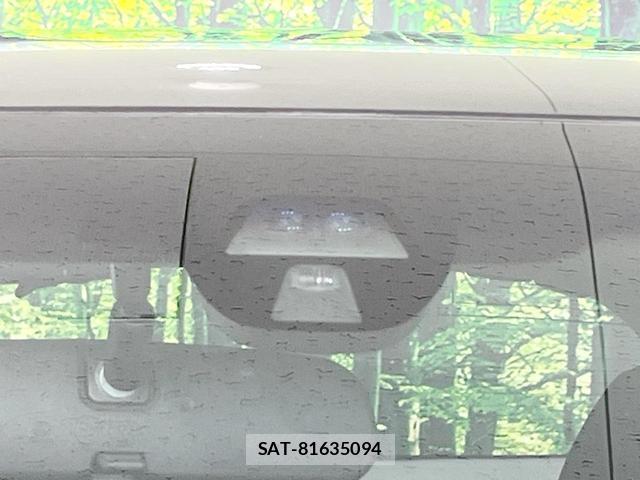 Honda VEZEL 2014-02 8651698-4