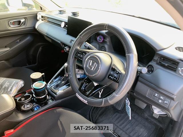 Honda VEZEL 2022-01 8651948-3
