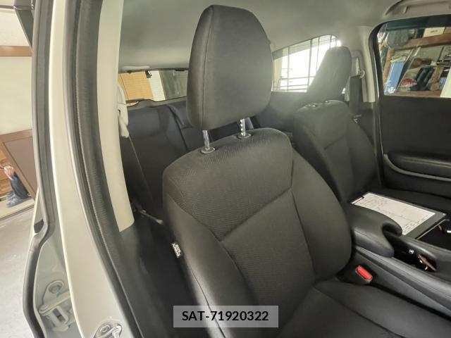 Honda VEZEL 2016-01 8651951-3