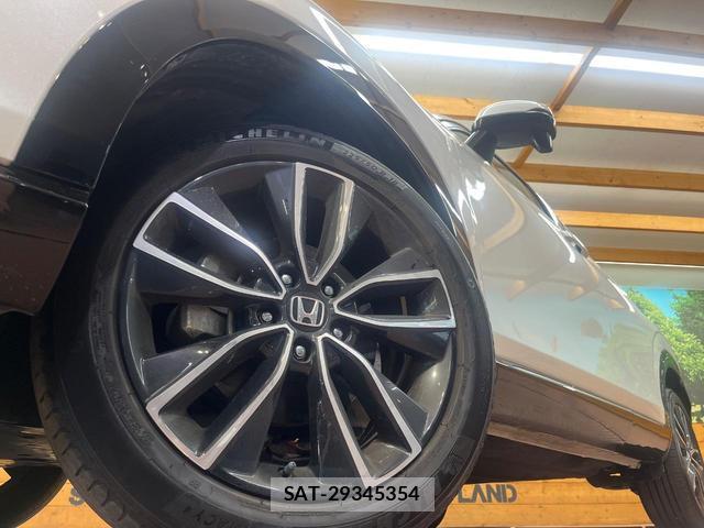 Honda VEZEL 2021-08 8652626-12