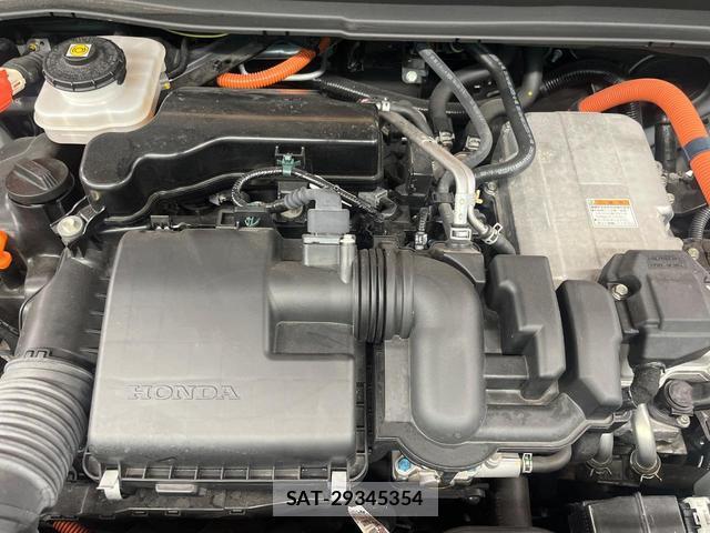 Honda VEZEL 2021-08 8652626-17