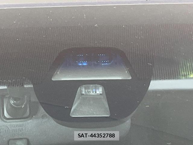 Honda VEZEL 2015-06 8653272-5