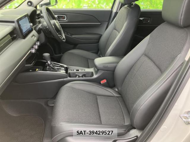 Honda VEZEL 2026-03 8653529-5