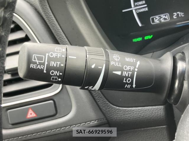 Honda VEZEL 2019-06 8653608-16