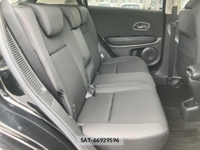 Honda VEZEL 2019-06 8653608-4
