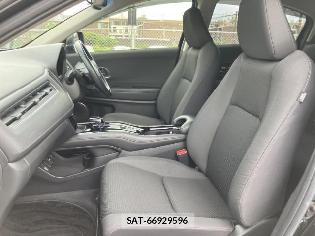 Honda VEZEL 2019-06 8653608-5
