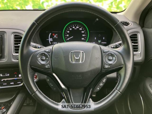 Honda VEZEL 2017-04 8653621-13
