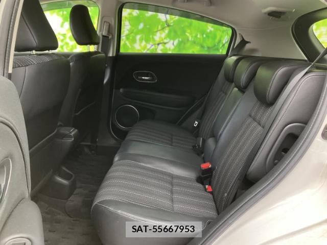 Honda VEZEL 2017-04 8653621-6