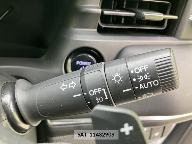 Honda VEZEL 2022-08 8653629-15