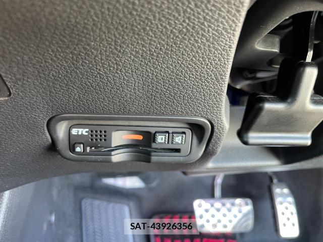 Honda VEZEL 2017-10 8653891-15
