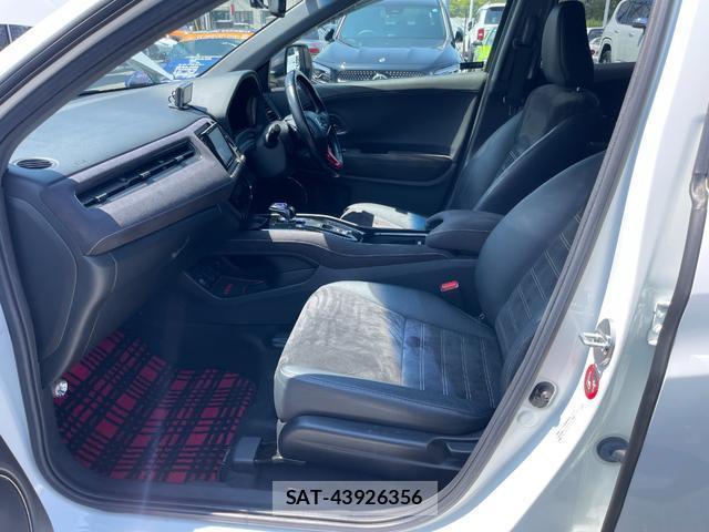 Honda VEZEL 2017-10 8653891-16