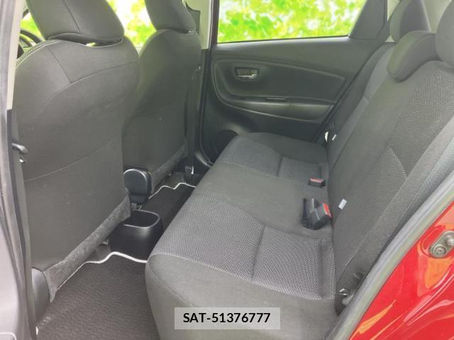 Toyota VITZ 2019-09 8647956-7
