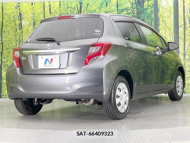 Toyota VITZ 2015-10 8648792-16