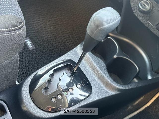 Toyota VITZ 2019-01 8649104-17