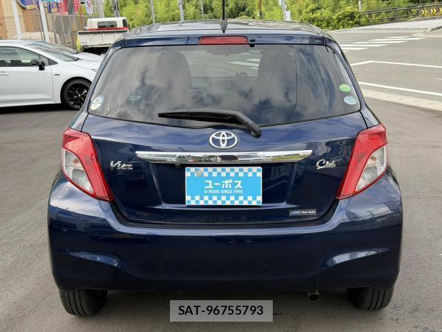 Toyota VITZ 2013-08 8650042-8