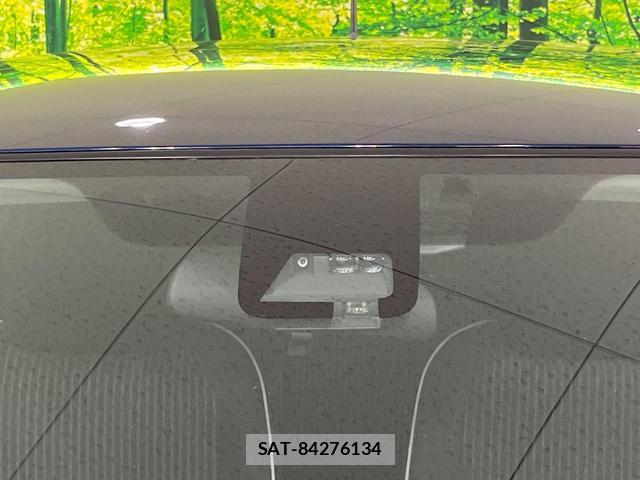 Toyota VITZ 2018-08 8652031-4