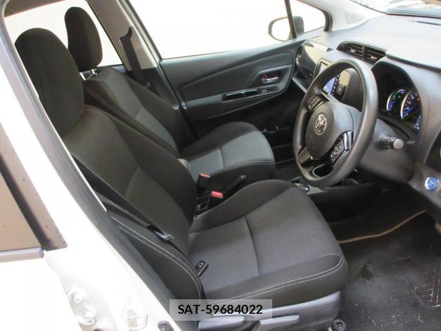 Toyota VITZ 2020-01 8652690-3