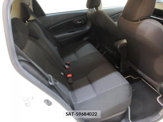 Toyota VITZ 2020-01 8652690-4