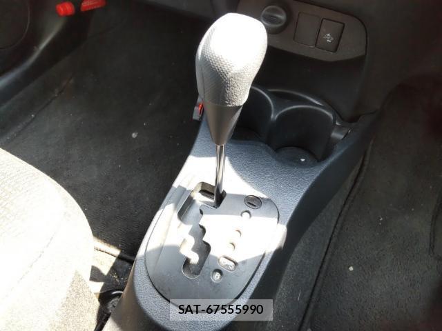Toyota VITZ 2019-06 8653361-11