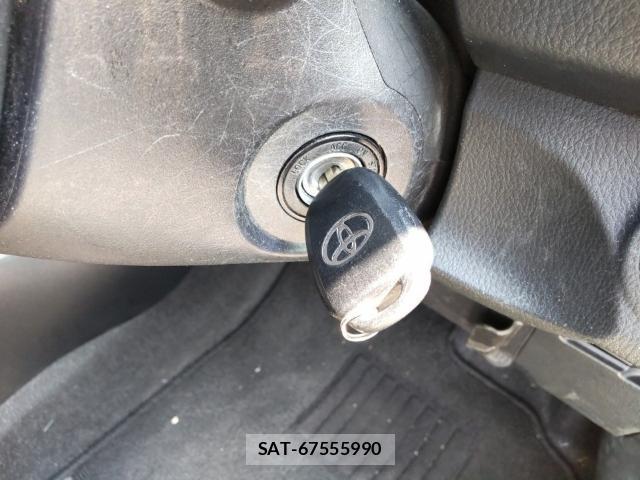 Toyota VITZ 2019-06 8653361-14