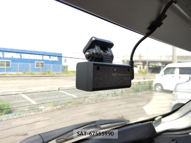 Toyota VITZ 2019-06 8653361-17