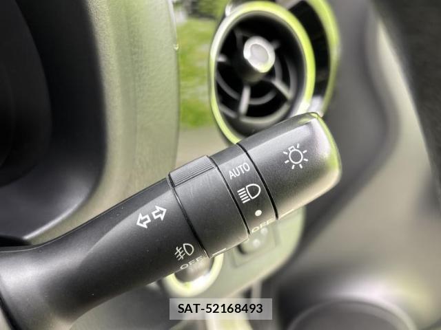 Toyota VITZ 2020-01 8653486-14