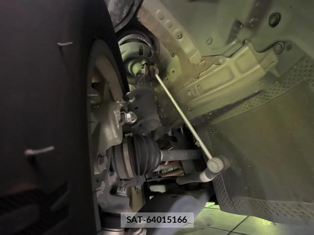 Toyota VOXY 2023-07 8646653-19
