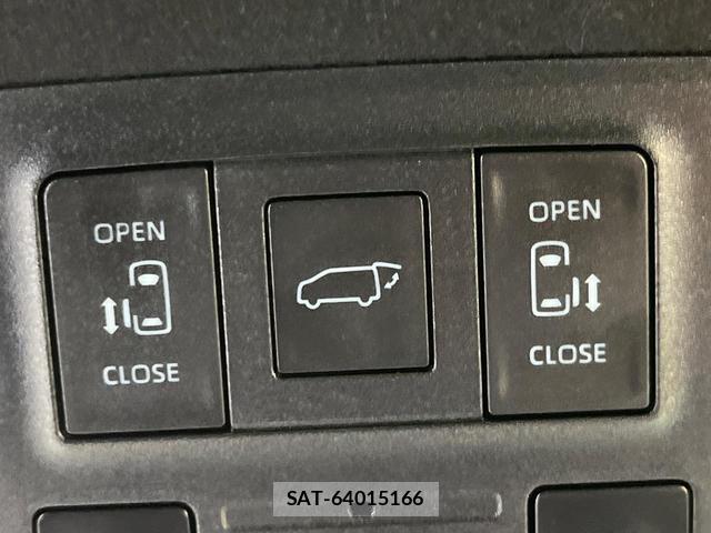 Toyota VOXY 2023-07 8646653-6
