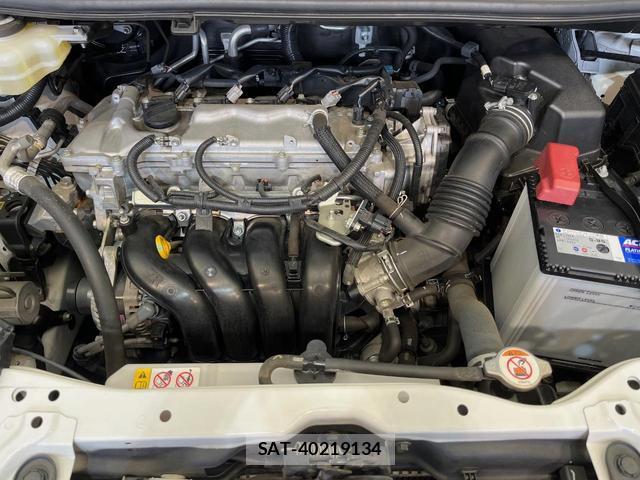 Toyota VOXY 2018-02 8646689-18