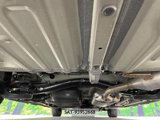Toyota VOXY 2025-02 8646827-19