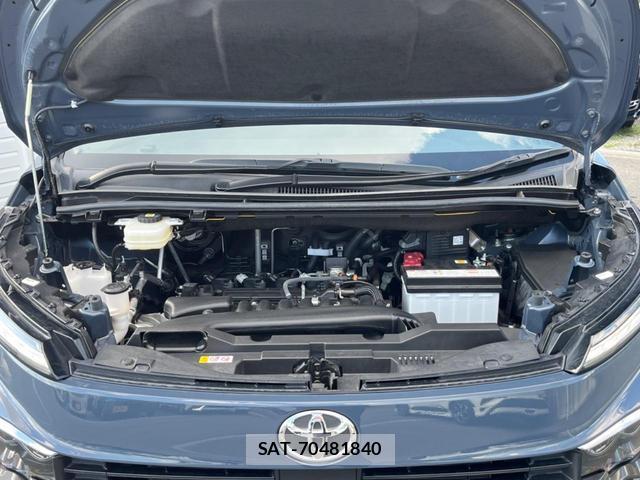 Toyota VOXY 2024-01 8646889-17