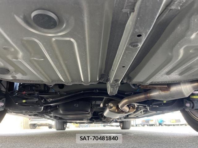 Toyota VOXY 2024-01 8646889-18