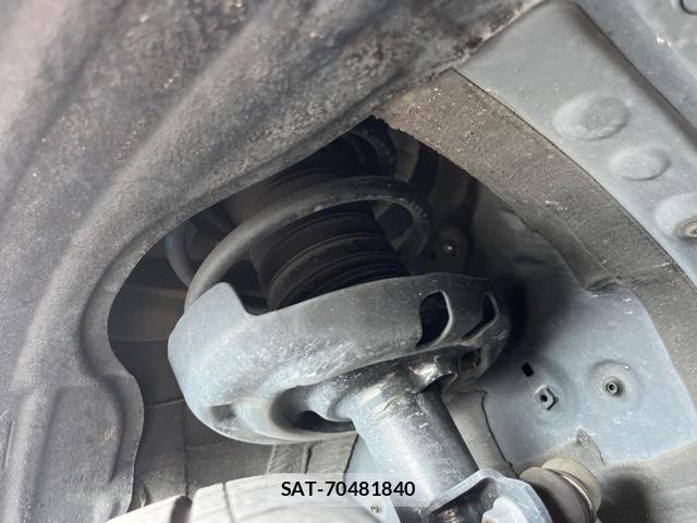 Toyota VOXY 2024-01 8646889-19