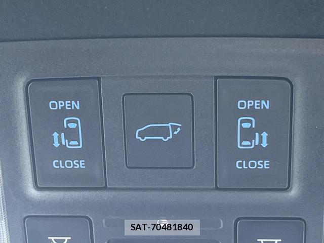 Toyota VOXY 2024-01 8646889-5